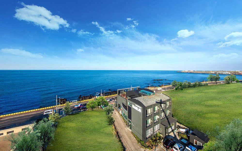Maniju Pension Togŭnnae Exterior foto